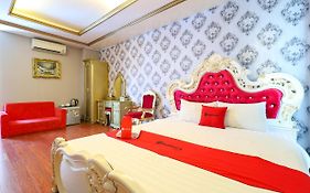 Phung Hoang Golden Hotel